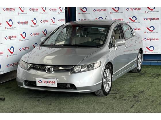 HONDA CIVIC 1.8 LXL 16V FLEX 4P AUTOMÁTICO HONDA CIVIC 1.8 LXL 16V FLEX 4P AUTOMÁTICO
